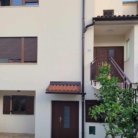 Apartment Irena-Pula Marina المظهر الخارجي الصورة